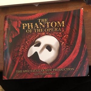 🎃Phantom of the Opera Souvenir Book (early 2000) -429
